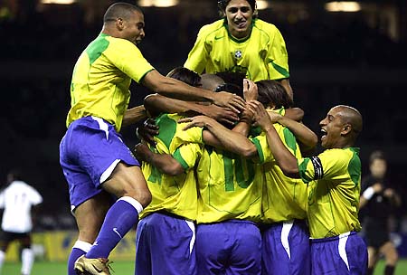 他在训练中 他在训练中