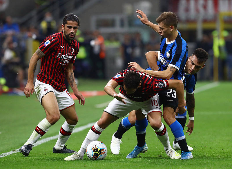 詹俊在赛后 詹俊在赛后