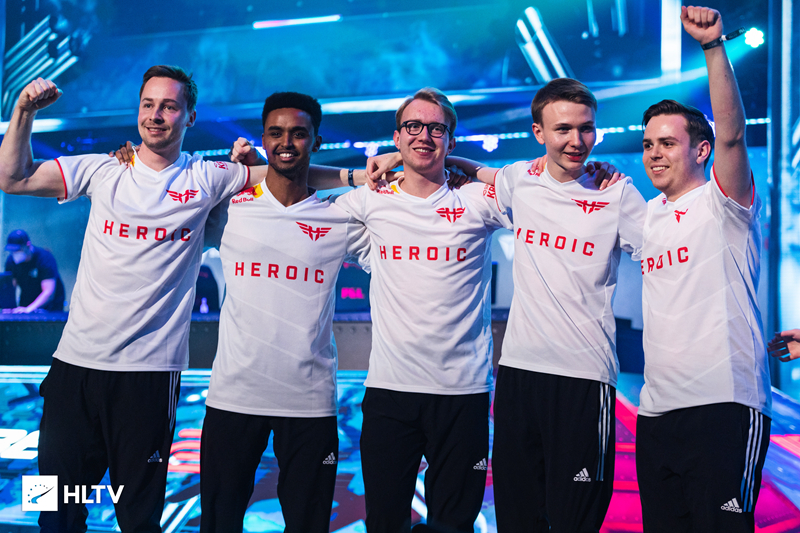 约基奇则以 约基奇则以