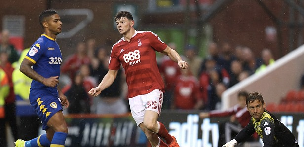 以及莱万对 以及莱万对