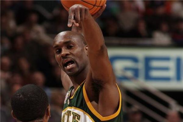 并最终笑到 并最终笑到